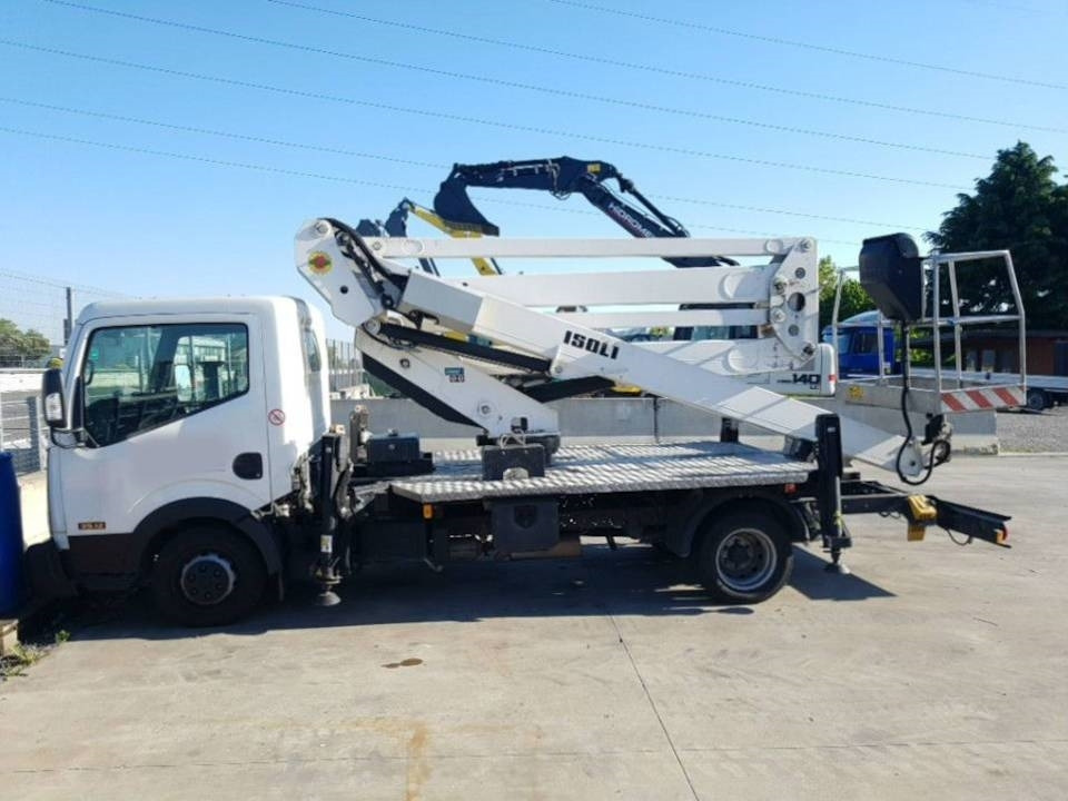 Isoli PNT 205 NH - Camion avec nacelle: photos 1 Isoli PNT 205 NH - Camion avec nacelle: photos 1