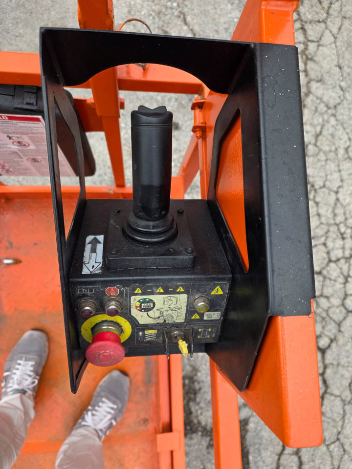 JLG 6RS - Nacelle ciseaux: photos 2 JLG 6RS - Nacelle ciseaux: photos 2