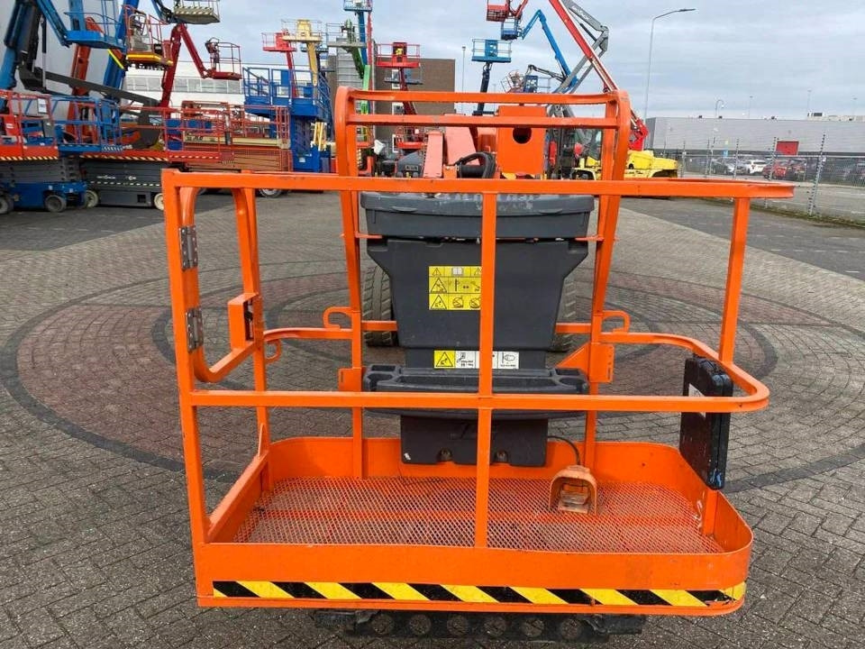 JLG M 450 AJ - Nacelle articulée: photos 3 JLG M 450 AJ - Nacelle articulée: photos 3