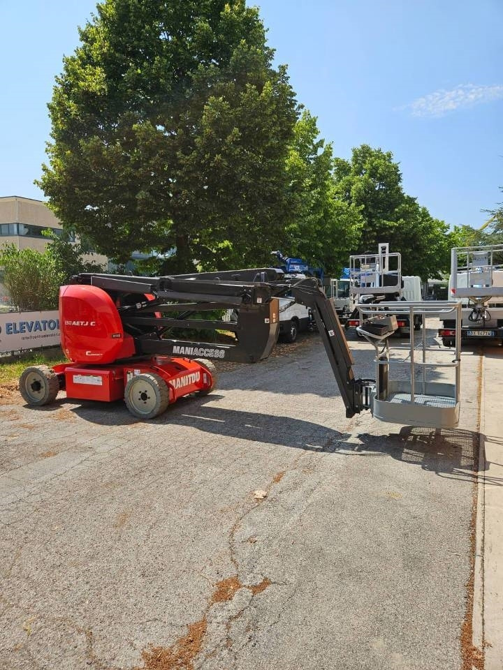 Manitou 150 AET JC - Nacelle articulée: photos 1 Manitou 150 AET JC - Nacelle articulée: photos 1