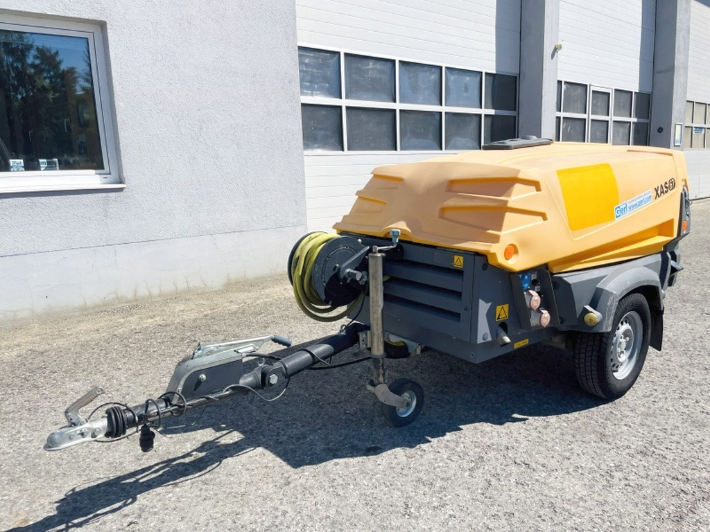 Atlas Copco XAS67 (4057) - Compresseur d'air: photos 2 Atlas Copco XAS67 (4057) - Compresseur d'air: photos 2