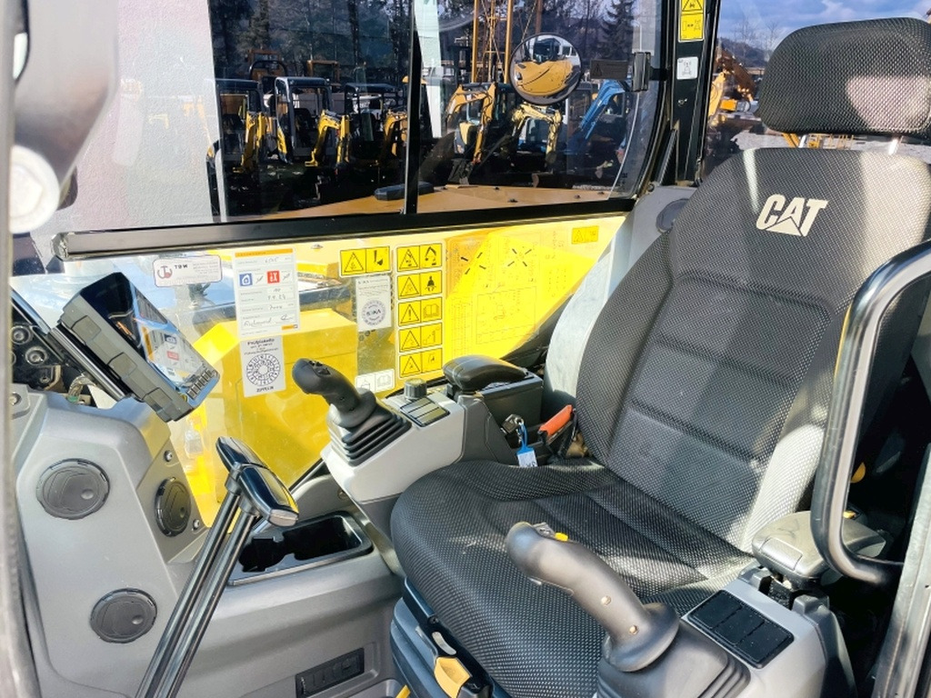 Caterpillar 308 CR (3966) - Mini pelle: photos 5 Caterpillar 308 CR (3966) - Mini pelle: photos 5