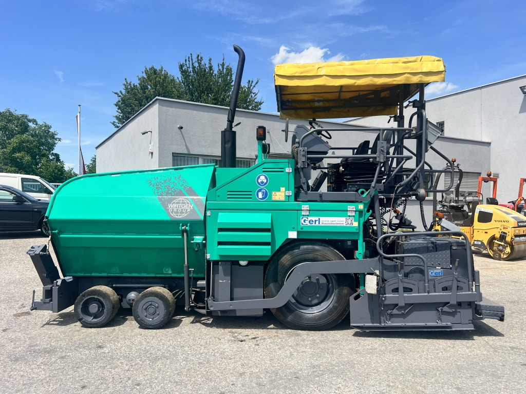 Vögele Super 1203 Typ 07.11 (111620) - Finisseur: photos 1 Vögele Super 1203 Typ 07.11 (111620) - Finisseur: photos 1