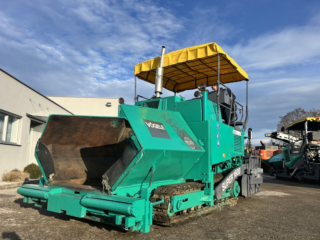 Vögele Super 1600 Typ 6-82 (111416) - Finisseur: photos 2 Vögele Super 1600 Typ 6-82 (111416) - Finisseur: photos 2