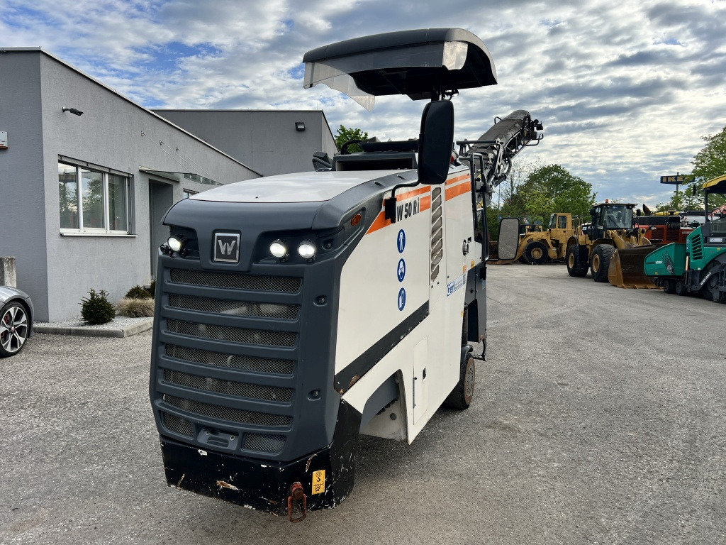 Wirtgen W 50 RI (111571) - Fraiseuse à froid: photos 4 Wirtgen W 50 RI (111571) - Fraiseuse à froid: photos 4