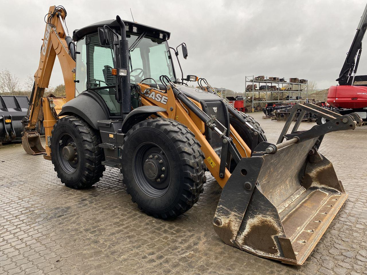 Case 695 ST - Tractopelle: photos 5 Case 695 ST - Tractopelle: photos 5