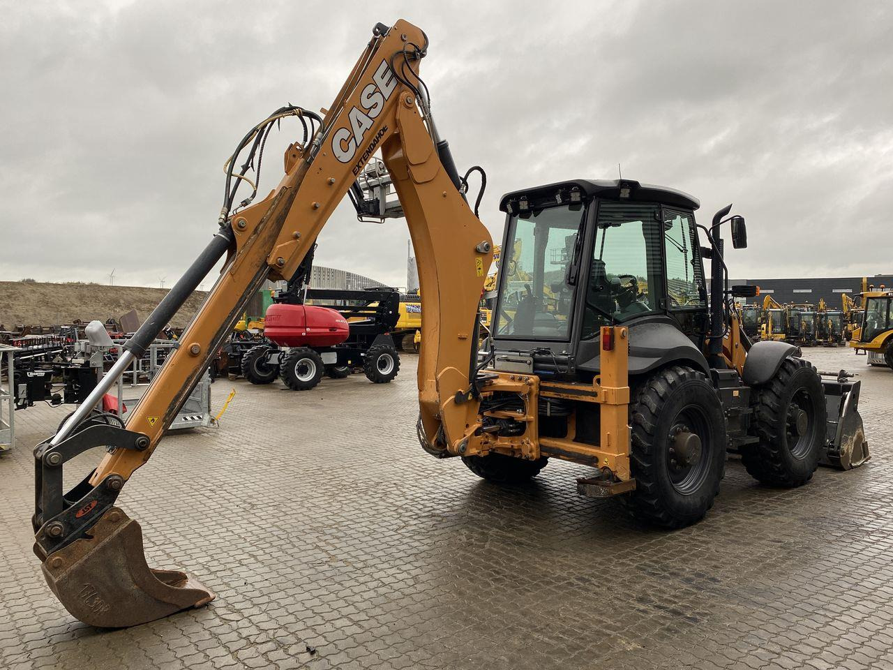 Case 695 ST - Tractopelle: photos 4 Case 695 ST - Tractopelle: photos 4