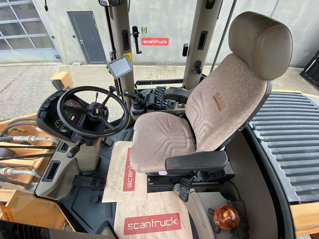 Case 721F - Chargeuse sur pneus: photos 3 Case 721F - Chargeuse sur pneus: photos 3