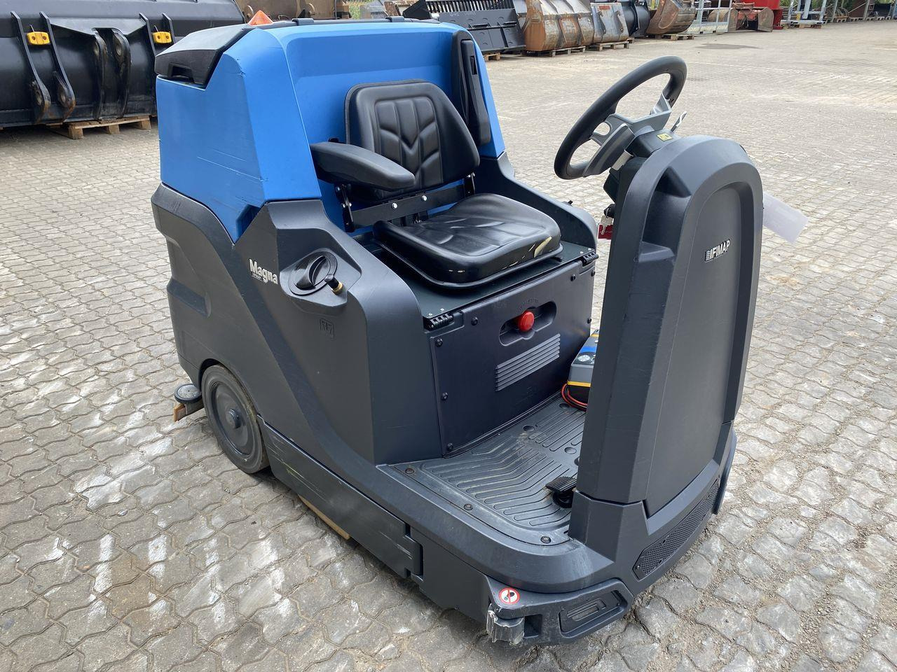 FIMAP MAGNA 2017 - Machine de nettoyage: photos 5 FIMAP MAGNA 2017 - Machine de nettoyage: photos 5