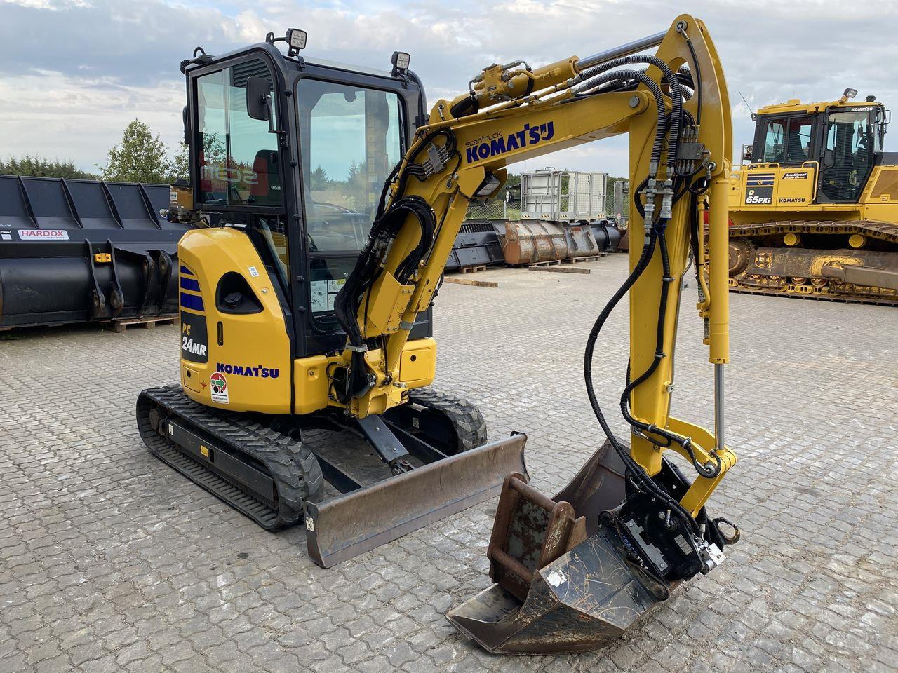 Komatsu PC24MR-5 - Mini pelle: photos 5 Komatsu PC24MR-5 - Mini pelle: photos 5