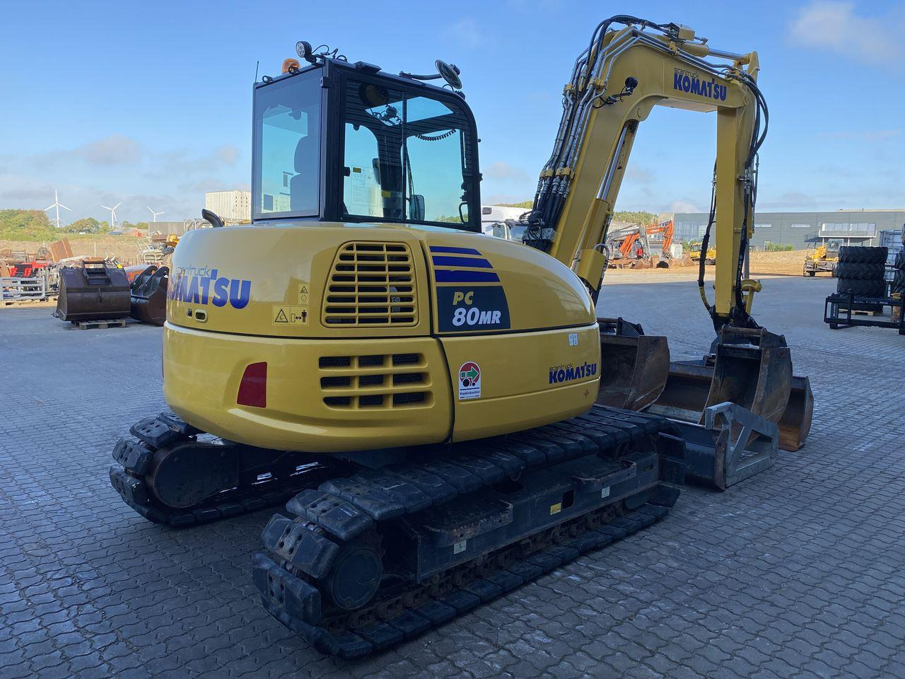 Komatsu PC80MR-5EO - Mini pelle: photos 4 Komatsu PC80MR-5EO - Mini pelle: photos 4
