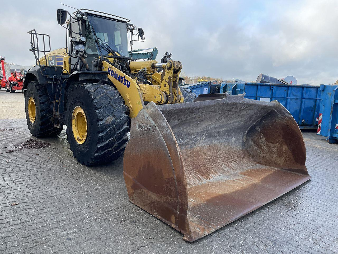 Komatsu WA475-10EO - Chargeuse sur pneus: photos 5 Komatsu WA475-10EO - Chargeuse sur pneus: photos 5