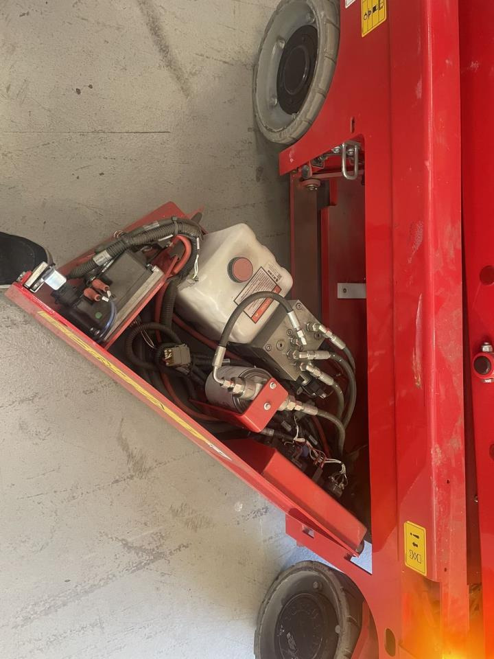 LGMG S0607E II - Nacelle ciseaux: photos 5 LGMG S0607E II - Nacelle ciseaux: photos 5