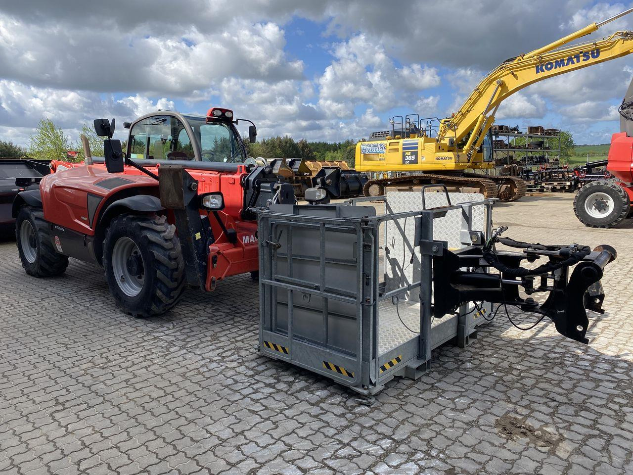 Manitou MT1440A ST3B - Chariot télescopique: photos 5 Manitou MT1440A ST3B - Chariot télescopique: photos 5