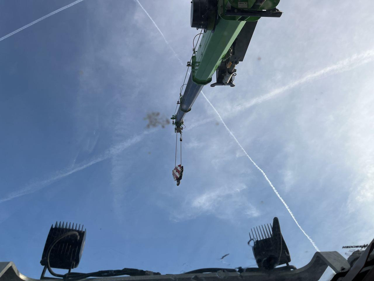 SENNEBOGEN 613E-R - Grue sur chenilles: photos 3 SENNEBOGEN 613E-R - Grue sur chenilles: photos 3