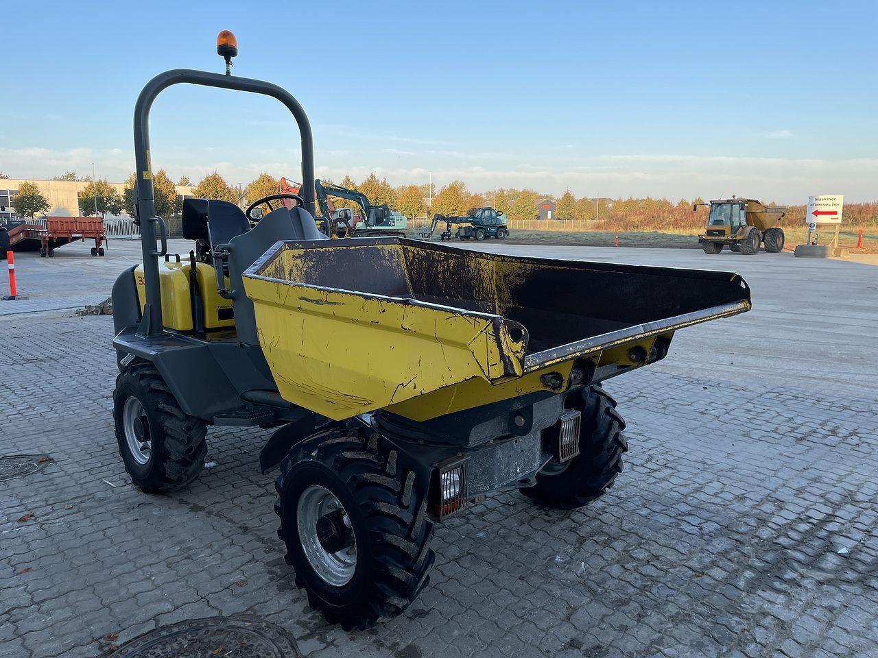Wacker Neuson 3001 - Mini tombereau: photos 5 Wacker Neuson 3001 - Mini tombereau: photos 5