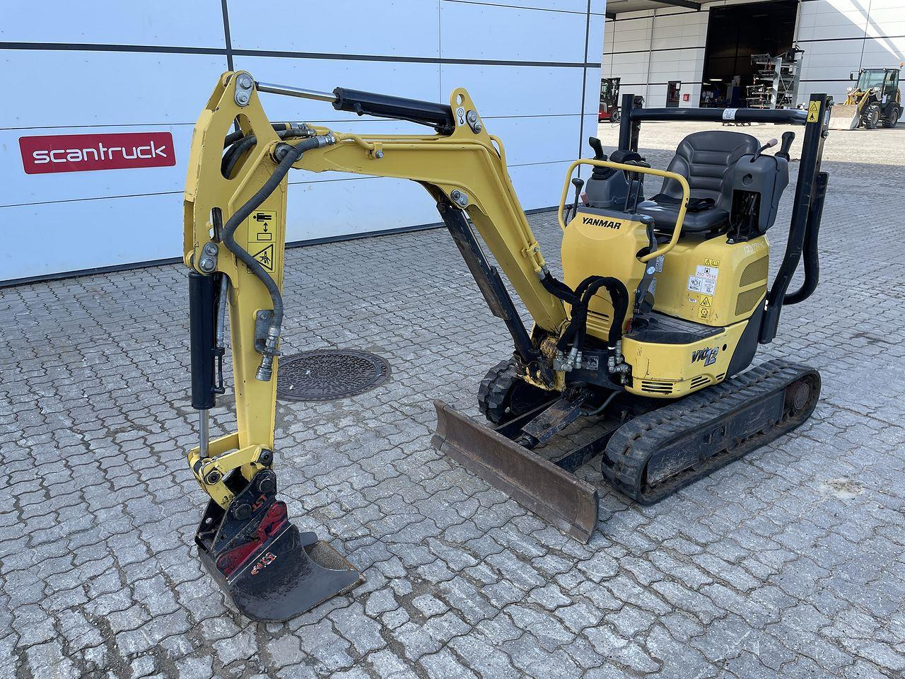 Yanmar VIO12 - Mini pelle: photos 1 Yanmar VIO12 - Mini pelle: photos 1