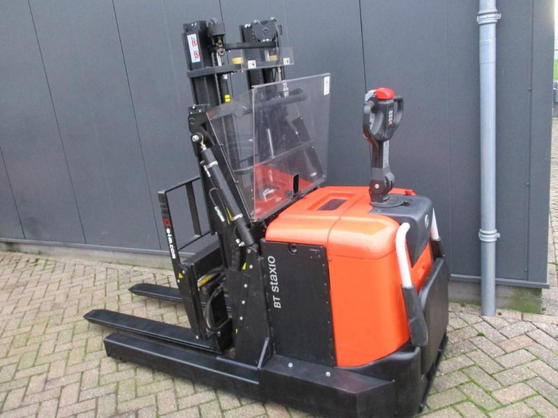 BT SPE 120 XR - Reach stacker: photos 3 BT SPE 120 XR - Reach stacker: photos 3