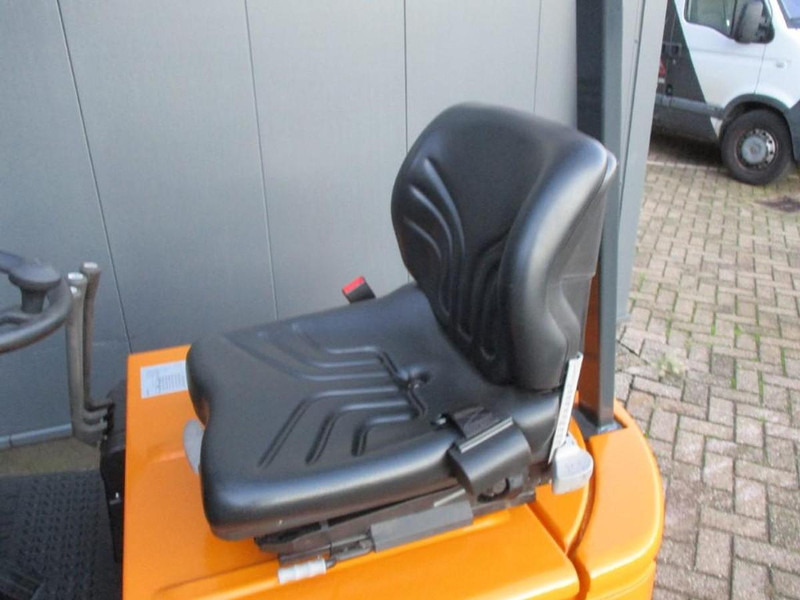 Still R50-10 - Chariot élévateur électrique: photos 5 Still R50-10 - Chariot élévateur électrique: photos 5