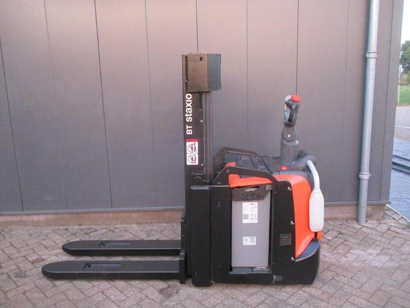 Toyota SPE200D - Transpalette: photos 1 Toyota SPE200D - Transpalette: photos 1