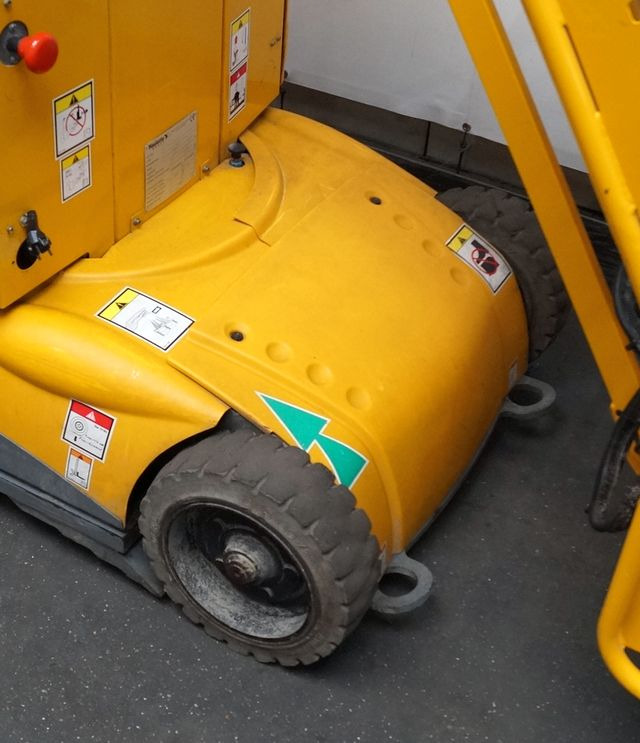 Haulotte Star 10-1 - Nacelle à mât vertical: photos 4 Haulotte Star 10-1 - Nacelle à mât vertical: photos 4