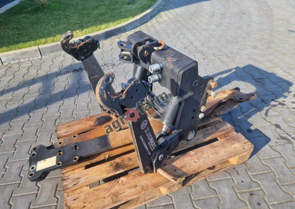 TUZ, przedni podnośnik, Massey Ferguson 5445 - Accessoire pour Tracteur agricole: photos 1 TUZ, przedni podnośnik, Massey Ferguson 5445 - Accessoire pour Tracteur agricole: photos 1