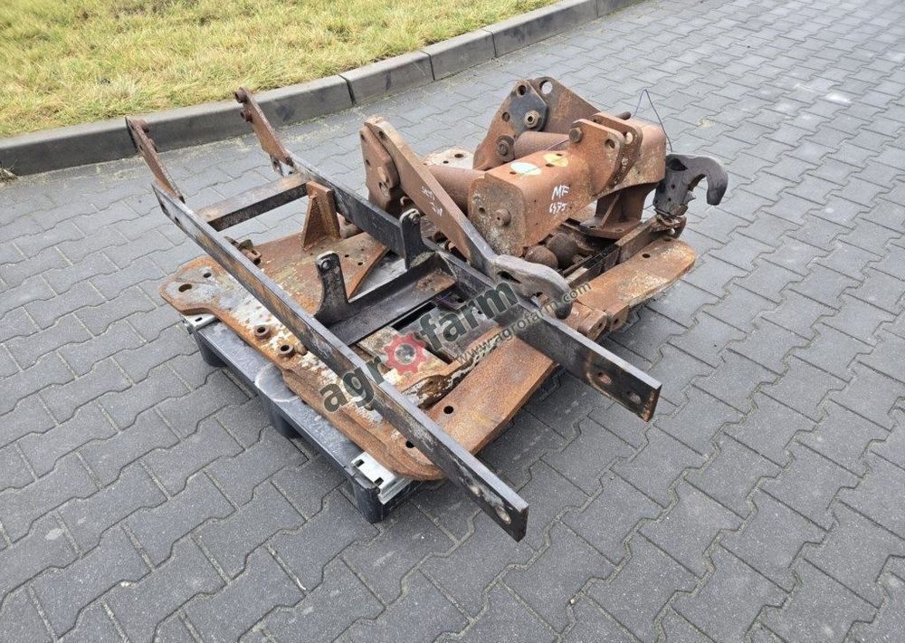 TUZ, przedni podnośnik, Massey Ferguson 6475 - Accessoire: photos 2 TUZ, przedni podnośnik, Massey Ferguson 6475 - Accessoire: photos 2