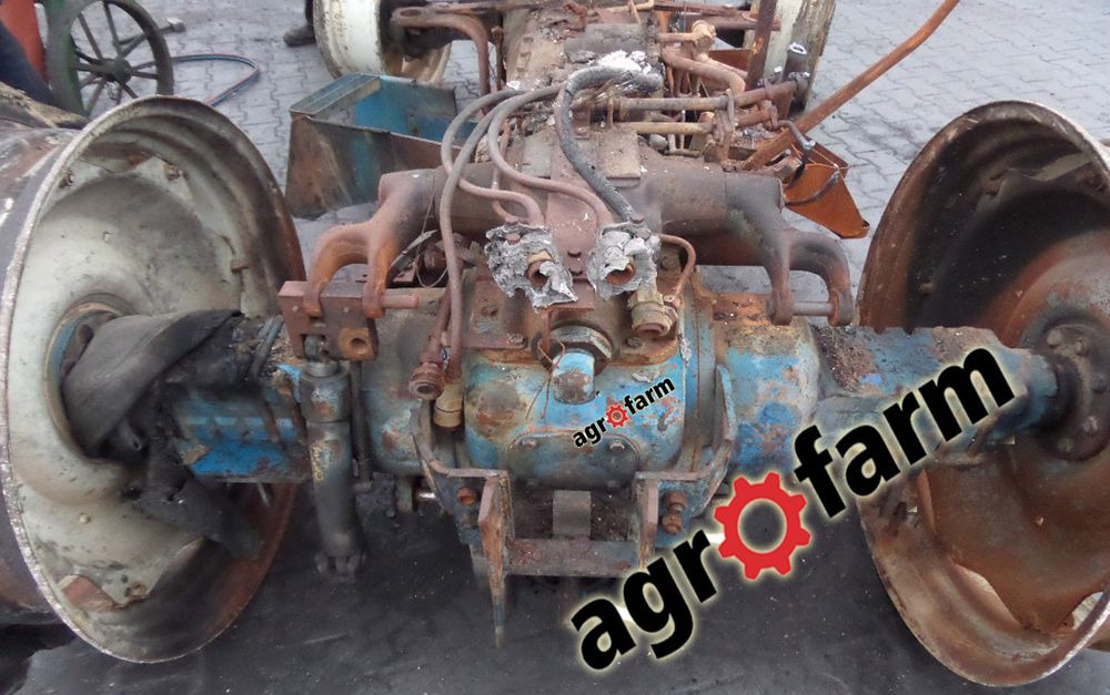 Ford 7700 7710 silnik skrzynia most zwolnica oś wał zawór blok - Moteur pour Machine agricole: photos 4 Ford 7700 7710 silnik skrzynia most zwolnica oś wał zawór blok - Moteur pour Machine agricole: photos 4