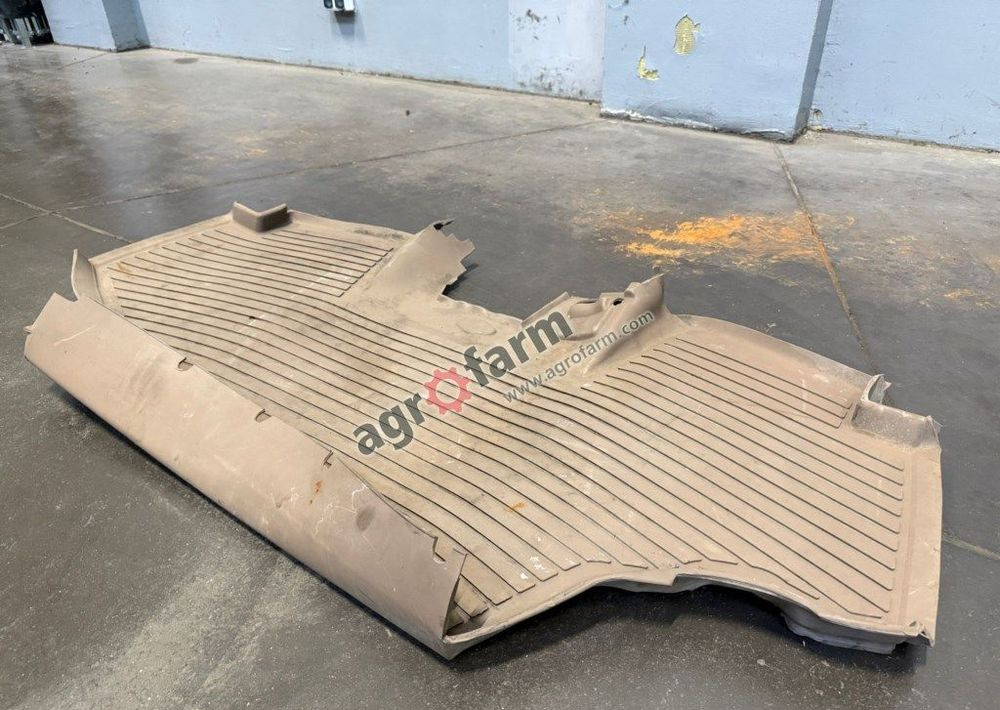 Mata podłogowa, John Deere 6155M - Cabine et intérieur: photos 1 Mata podłogowa, John Deere 6155M - Cabine et intérieur: photos 1