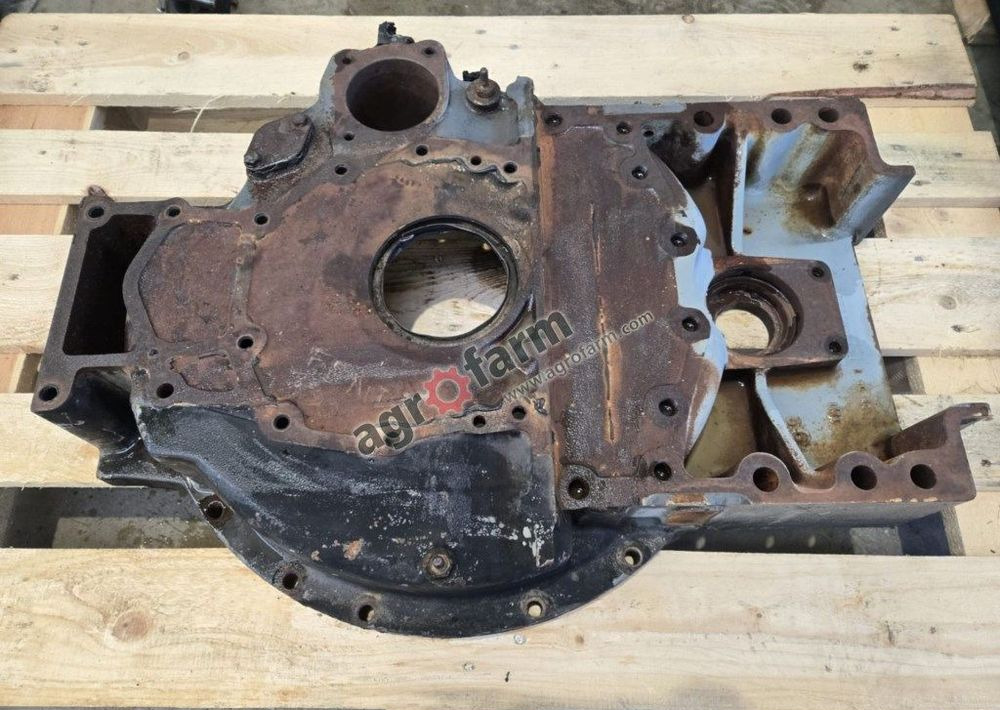 Obudowa koła zamachowego Fendt 816, 818, 820 - Boîte de vitesse: photos 2 Obudowa koła zamachowego Fendt 816, 818, 820 - Boîte de vitesse: photos 2