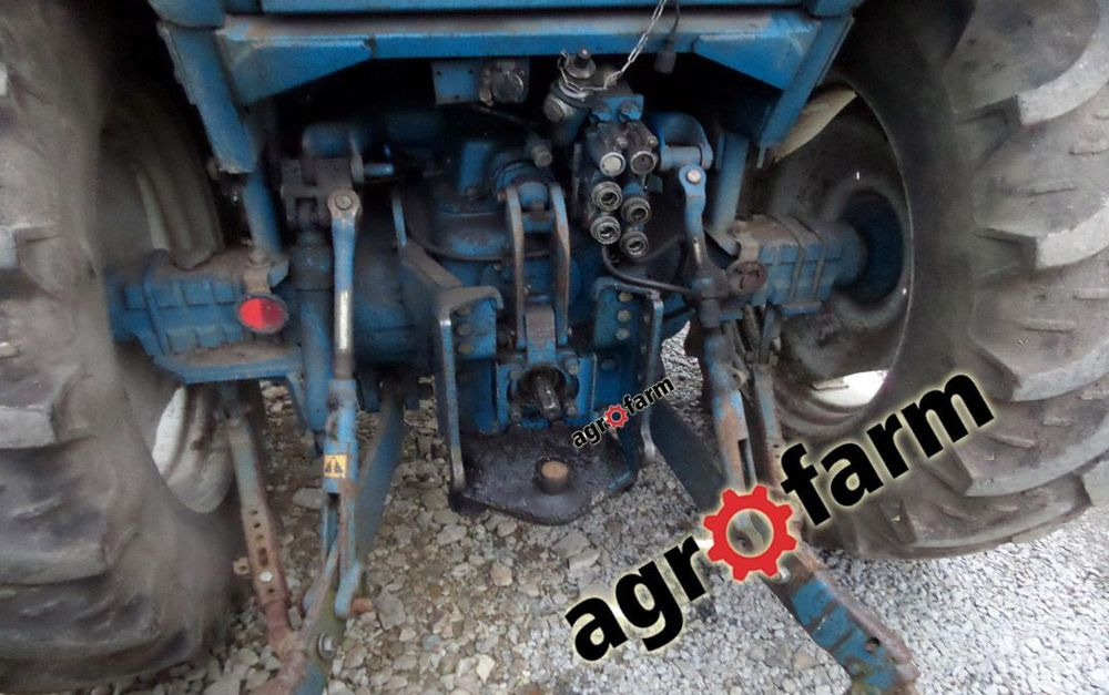 Ford 5610 6610 7610 skrzynia silnik most oś napęd kabina zawór zwolnica wał blok głowica - Pièces de rechange: photos 3 Ford 5610 6610 7610 skrzynia silnik most oś napęd kabina zawór zwolnica wał blok głowica - Pièces de rechange: photos 3