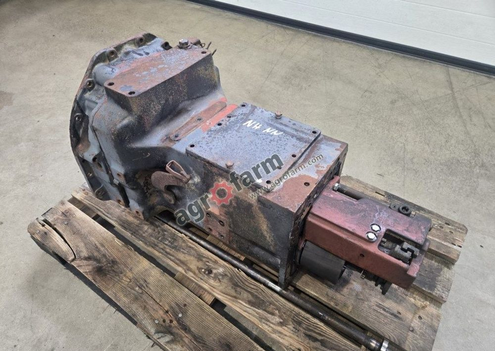 SKRZYNIA BIEGÓW FIAT 110-90 DT 5127407 - Boîte de vitesse: photos 1 SKRZYNIA BIEGÓW FIAT 110-90 DT 5127407 - Boîte de vitesse: photos 1