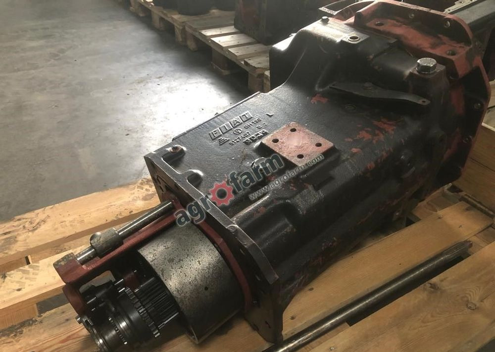 Skrzynia biegów Fiat 100-90 DT 5127407 - Boîte de vitesse: photos 2 Skrzynia biegów Fiat 100-90 DT 5127407 - Boîte de vitesse: photos 2