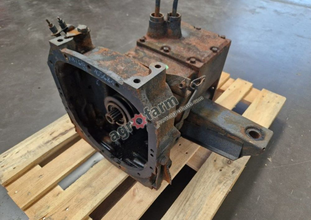 Skrzynia biegów Fiat 680 DT 5104711 - Boîte de vitesse: photos 1 Skrzynia biegów Fiat 680 DT 5104711 - Boîte de vitesse: photos 1