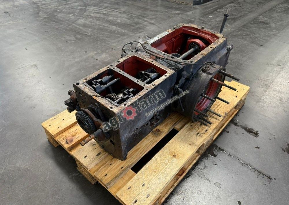 Skrzynia biegów z tylnym mostem Fiat 80-90 - Boîte de vitesse: photos 2 Skrzynia biegów z tylnym mostem Fiat 80-90 - Boîte de vitesse: photos 2