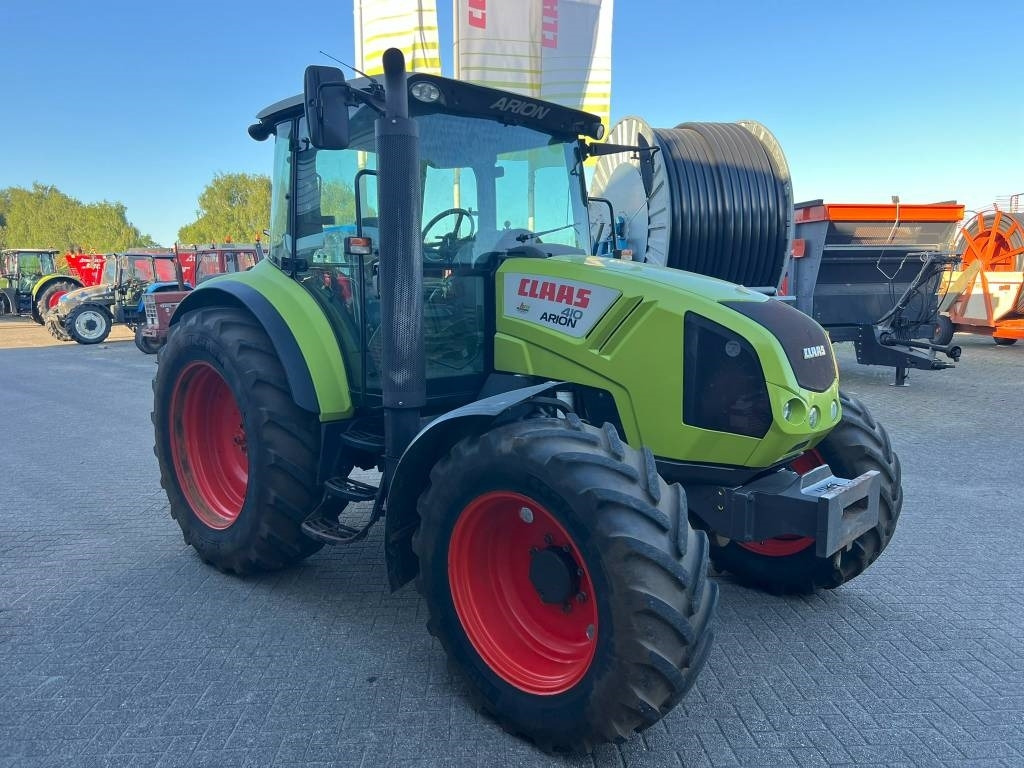 Tracteur agricole Claas Arion 410: photos 7