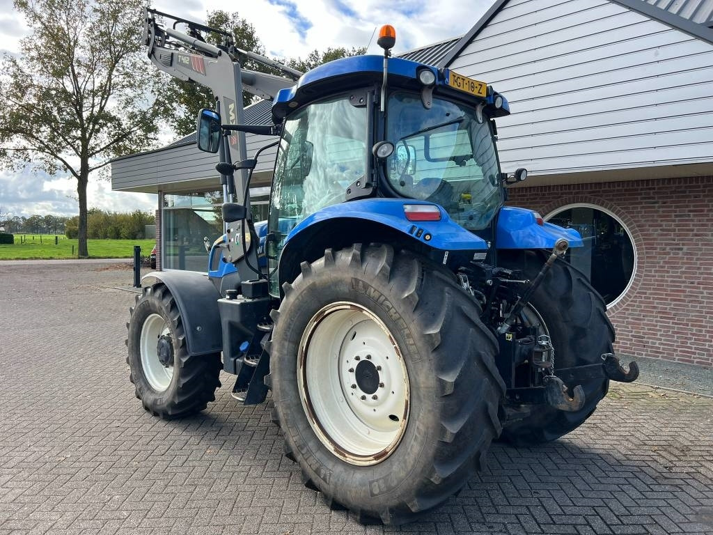 New Holland T 6.155 - Tracteur agricole: photos 4 New Holland T 6.155 - Tracteur agricole: photos 4