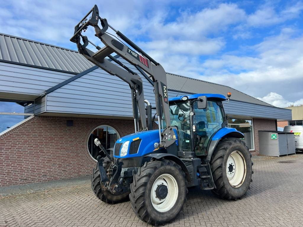 New Holland T 6.155 - Tracteur agricole: photos 1 New Holland T 6.155 - Tracteur agricole: photos 1