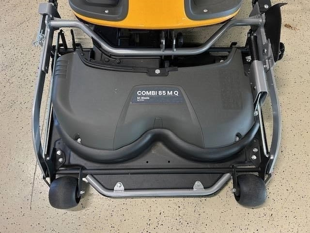 Stiga Park 300 lc Frontmaaier - Motofaucheuse: photos 3 Stiga Park 300 lc Frontmaaier - Motofaucheuse: photos 3