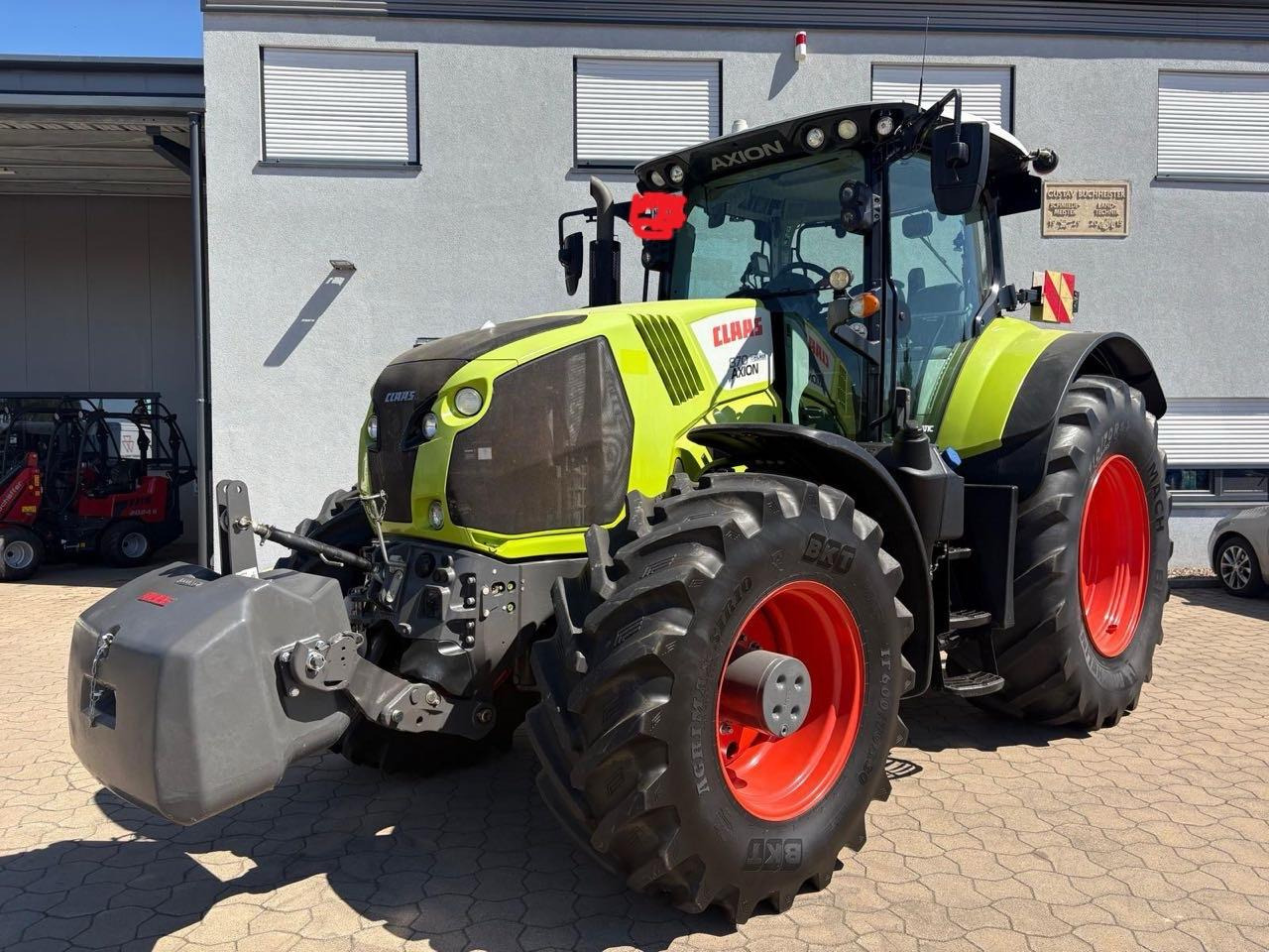CLAAS Axion 870 C-Matic - Tracteur agricole: photos 2 CLAAS Axion 870 C-Matic - Tracteur agricole: photos 2
