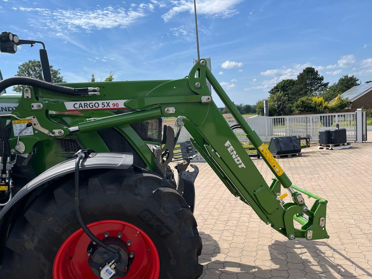 Fendt Cargo 5x90 - Chargeur frontal pour tracteur: photos 3 Fendt Cargo 5x90 - Chargeur frontal pour tracteur: photos 3