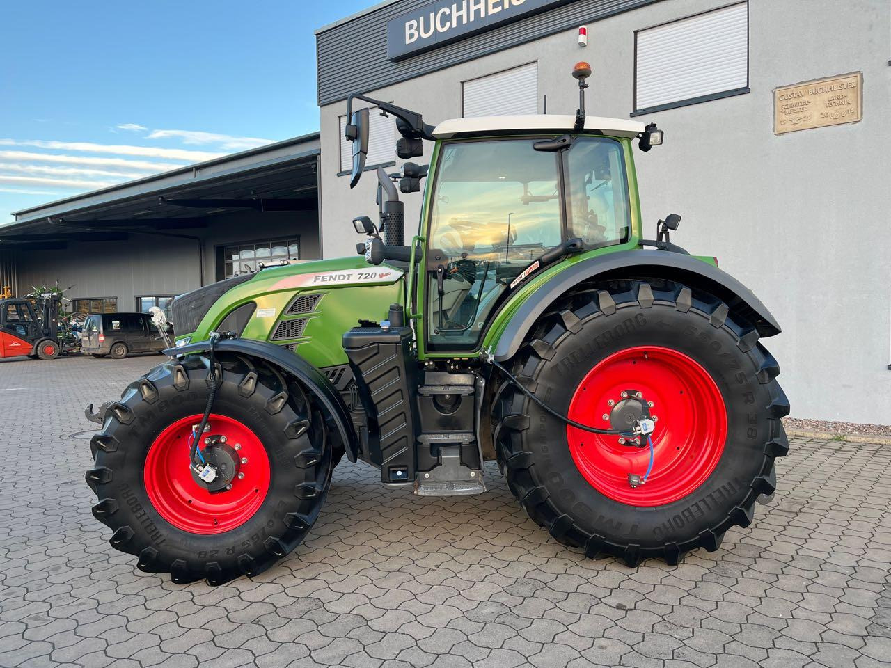 Fendt Fendt 720 Vario S4 ProfiPlus - Tracteur agricole: photos 1 Fendt Fendt 720 Vario S4 ProfiPlus - Tracteur agricole: photos 1