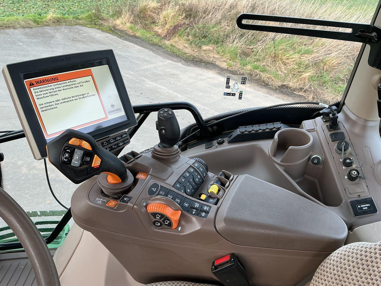 John Deere 6145 R Premium - Tracteur agricole: photos 3 John Deere 6145 R Premium - Tracteur agricole: photos 3