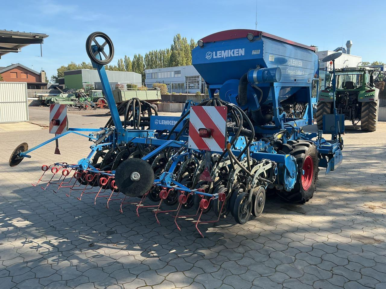 Lemken Compact Solitair 9/300 Z - Combiné de semis: photos 5 Lemken Compact Solitair 9/300 Z - Combiné de semis: photos 5