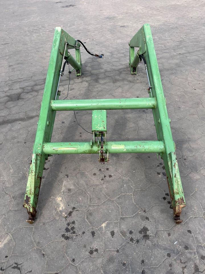 Stoll Super 1.3 - Chargeur frontal pour tracteur: photos 2 Stoll Super 1.3 - Chargeur frontal pour tracteur: photos 2