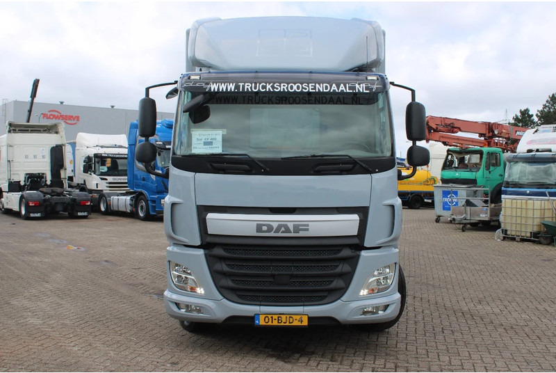 DAF CF 400 + EURO 6 + 19t - Camion fourgon: photos 2 DAF CF 400 + EURO 6 + 19t - Camion fourgon: photos 2