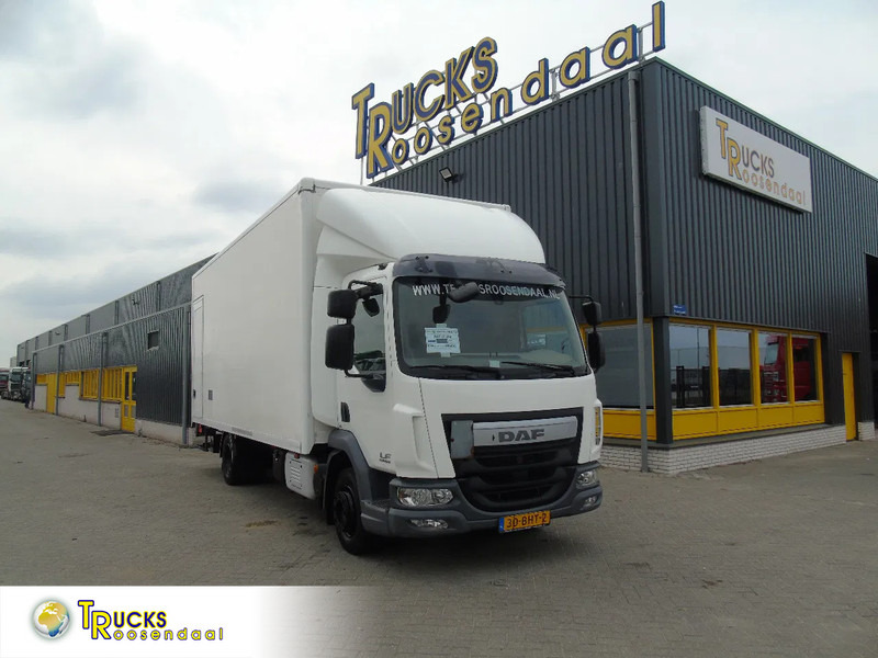 DAF LF 210 + euro 6 + lift + 3P + 12T - Camion fourgon: photos 1 DAF LF 210 + euro 6 + lift + 3P + 12T - Camion fourgon: photos 1