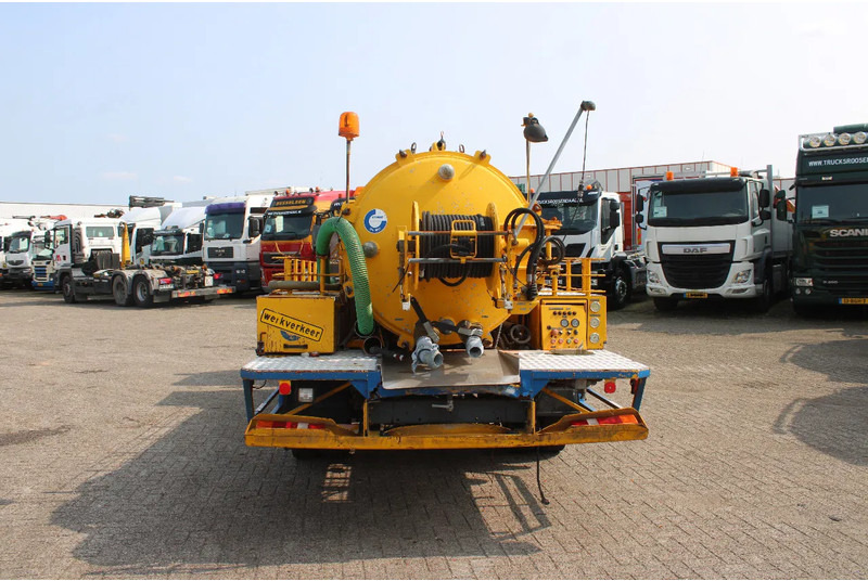 DAF LF 45.130 + RON 4.000LITER - Camion hydrocureur: photos 4 DAF LF 45.130 + RON 4.000LITER - Camion hydrocureur: photos 4