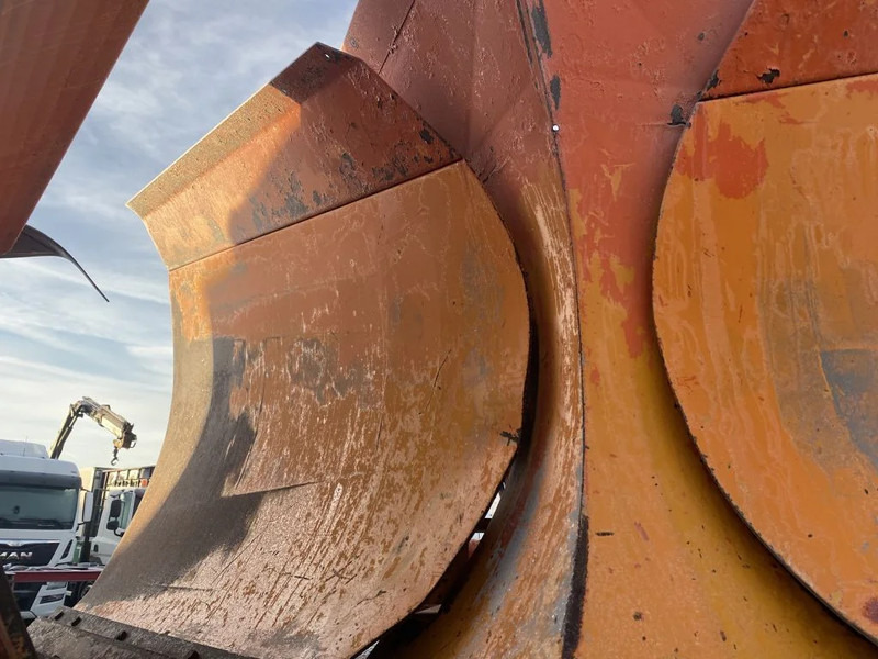 Fresia + Snow shovel - Lame à neige: photos 3 Fresia + Snow shovel - Lame à neige: photos 3