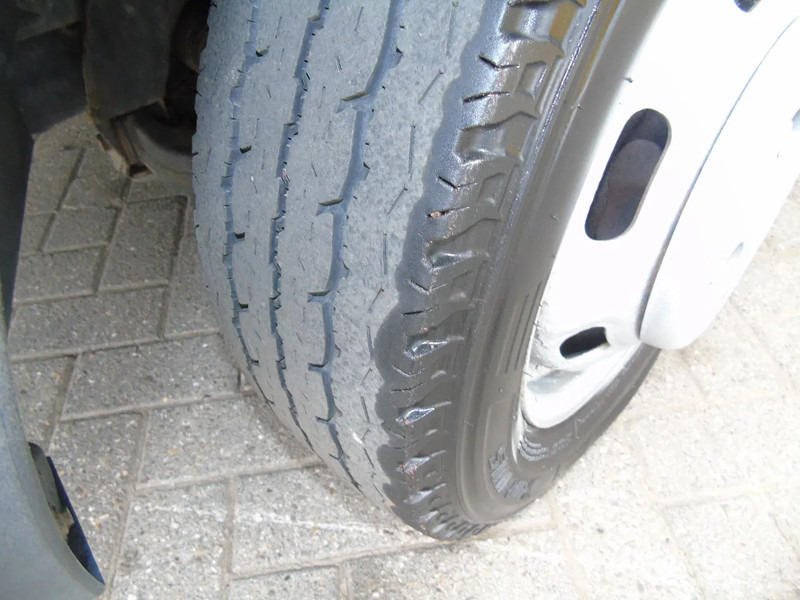 Fourgon grand volume Iveco Daily 35C13 + LIFT + EURO 5: photos 19